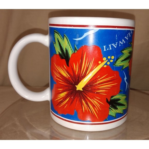 HILO HATTIE'S | Older Vintage Hawaii Hibiscus Mug | ©1996 | Good Condition - Picture 3 of 6